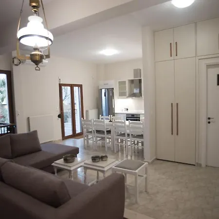 Olenia Apartment