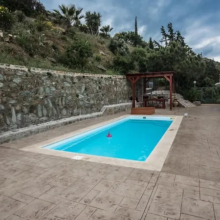 Apartment Olenia *